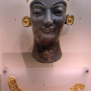 Chryselephantine Jewels